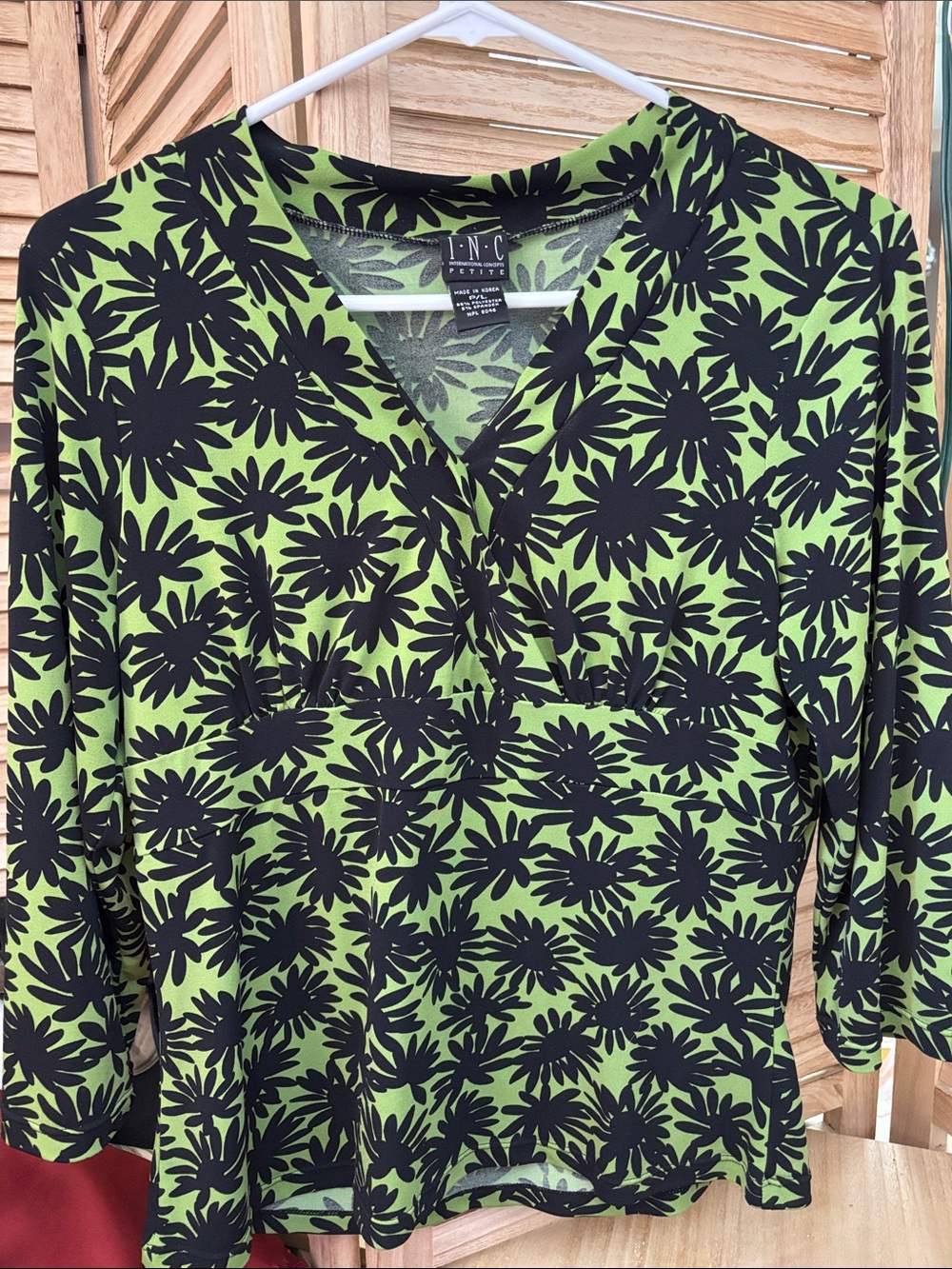 INC International Concepts Green & Black Floral Top Petite Large